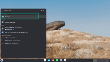 Chrome desktop showing the Settings option in Launcher